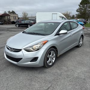 HYUNDAI ELANTRA GLS - 1