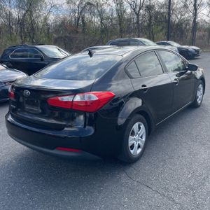 KIA FORTE LX - 8