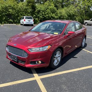 FORD FUSION SE - 1