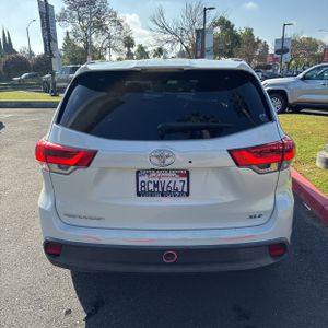 TOYOTA HIGHLANDER - 7