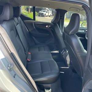 2023 Volvo XC40 CORE — миниатюра 35
