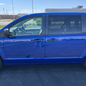 DODGE GRAND CARAVAN - 4