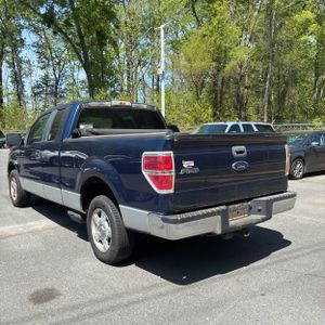 FORD F-150 XLT - 4
