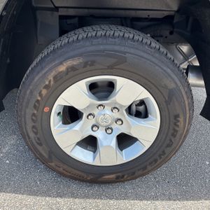2024 RAM 1500 BIG HORN thumbnail 18