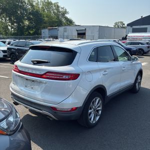 صورة 8 لـ 2019 Lincoln MKC SELECT