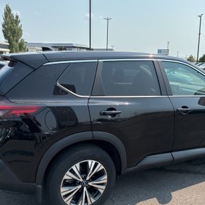 صورة 9 لـ 2023 Nissan ROGUE SV