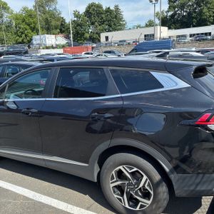 2024 KIA SPORTAGE LX photo 6