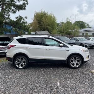 FORD ESCAPE TITANIUM - 10