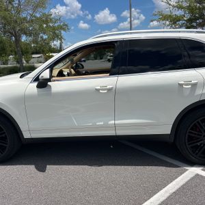 PORSCHE CAYENNE BASE - 4