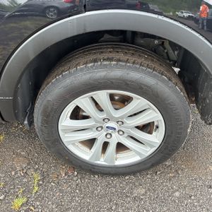 صورة مصغرة 18 لـ 2019 FORD EXPLORER XLT