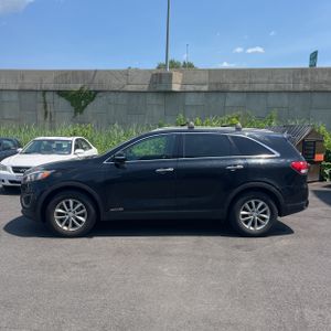 2016 KIA SORENTO LX V6 photo 3