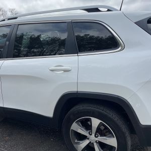 JEEP CHEROKEE LIMITED - 6