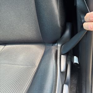 صورة مصغرة 73 لـ 2014 Toyota RAV4 LE