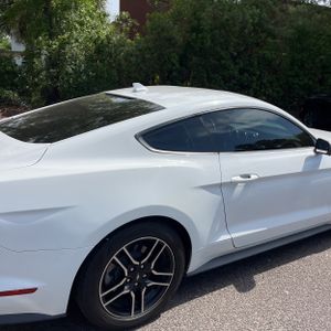 FORD MUSTANG ECOBOOST PREMIUM - 9