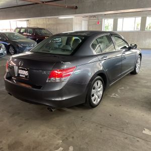 HONDA ACCORD EX-L V6 - 8