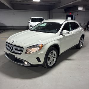 MERCEDES-BENZ GLA - 1