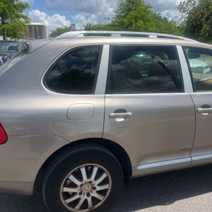 PORSCHE CAYENNE - 9
