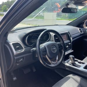 2019 JEEP GRAND CHEROKEE LAREDO E thumbnail 36