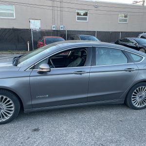 FORD FUSION HYBRID TITANIUM - 4