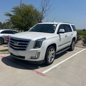 2018 Cadillac ESCALADE LUXURY — фото 1
