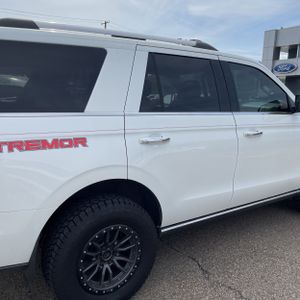 FORD EXPEDITION LIMITED - 9