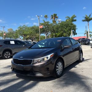 KIA FORTE LX - 1