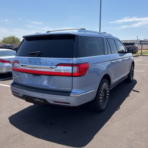 صورة 8 لـ 2019 Lincoln NAVIGATOR L BLACK LABEL