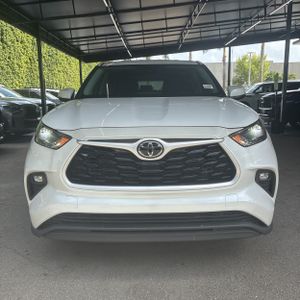 2023 Toyota HIGHLANDER LE — миниатюра 14