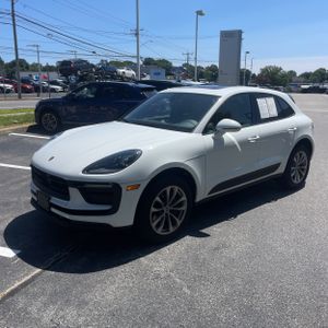 صورة 1 لـ 2025 Porsche MACAN