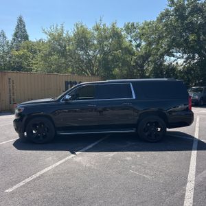 CHEVROLET SUBURBAN LTZ - 3