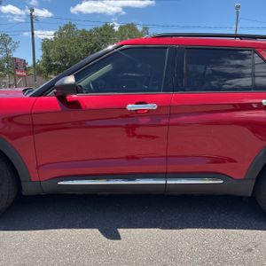 FORD EXPLORER XLT - 4