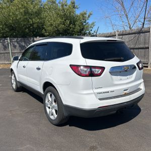 CHEVROLET TRAVERSE LT - 5