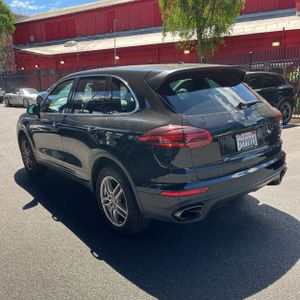 PORSCHE CAYENNE BASE - 5