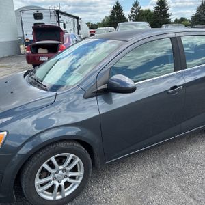 2012 Chevrolet SONIC LT 照片 2