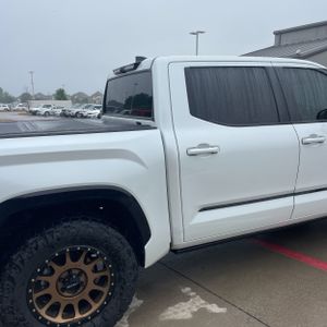 TOYOTA TUNDRA - 9