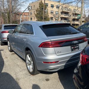 AUDI Q8 PREMIUM - 4