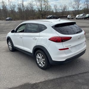 HYUNDAI TUCSON VALUE - 5