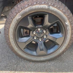 2019 RAM 1500 BIG HORN — миниатюра 19