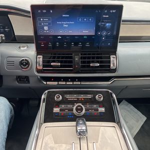 2024 Lincoln NAVIGATOR BLACK LABEL 照片 39