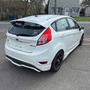 FORD FIESTA ST - 8