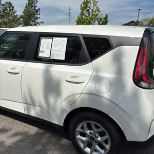 KIA SOUL LX - 6