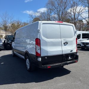 FORD TRANSIT 250 - 5