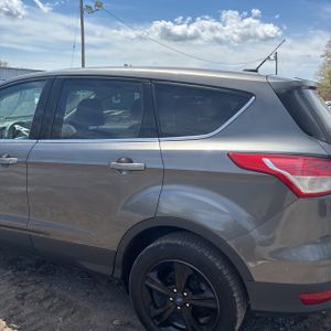 FORD ESCAPE SE - 6