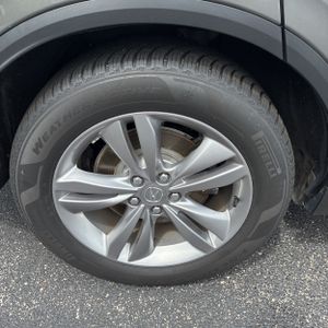2024 Acura MDX SH-AWD photo 19