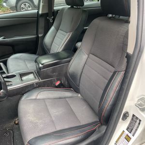 2017 Toyota CAMRY SE thumbnail 32