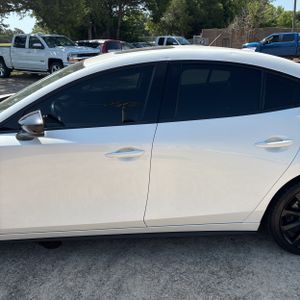 2022 Mazda MAZDA3 SEDAN PREMIUM PLUS — фото 3