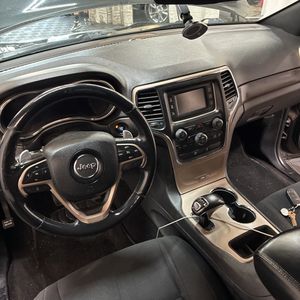 صورة مصغرة 36 لـ 2015 JEEP GRAND CHEROKEE LAREDO