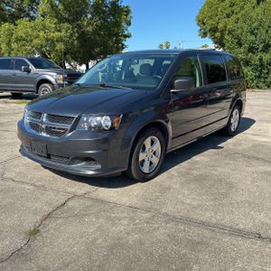 صورة 1 لـ 2014 Dodge GRAND CARAVAN SE