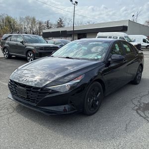 HYUNDAI ELANTRA SEL - 1