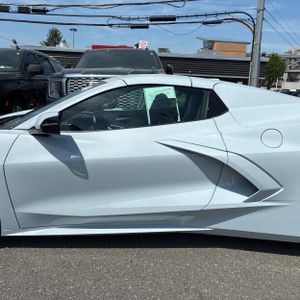 CHEVROLET CORVETTE STINGRAY - 4